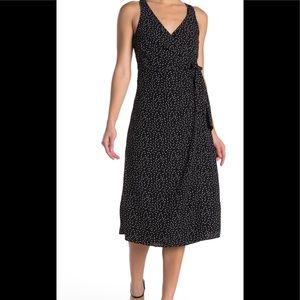 Polka dot dress💕🛒new with a tag